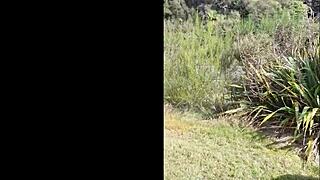 trashy kiwi milf pissing on roadside with traffic 🚗