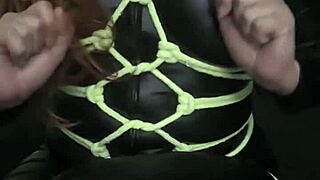 Can you open your ass this wide in the countdown challenge?