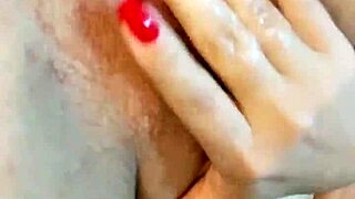 Juicy Rich Babe Bursts In Orgasm