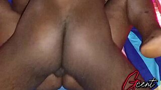 Girlfriend Enjoys Homemade Missionary Orgasm