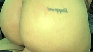 Despues del cafe matutino ella estaba ansiosa por un postre y su mamada descuidada era buena - 4k.