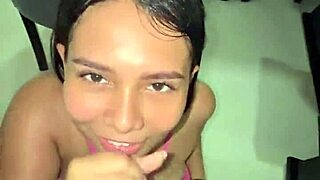 Despues del cafe matutino ella estaba ansiosa por un postre y su mamada descuidada era buena - 4k.