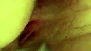 d wife in anal finger play