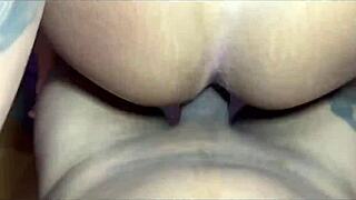 passageira me reconheceu e acabou pagando a corrida de moto me dando seu bucetão a casada é safada e gostosa pra caralho um bucetão que dei várias leitadas