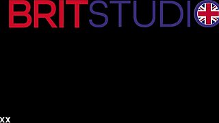 In The Dorm, Student Delivers Amazing BJ To Neighbor