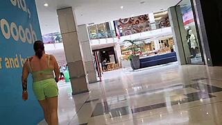 Trashy Kiwi Slut Shows Off At The Mall And On A Busy Public Street