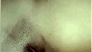 dedilhando a buceta e o cu da bailey quinn