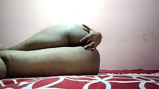 dotid condom se neighbor aunty ki chudai ki hard sex stepmom and stepson full hard