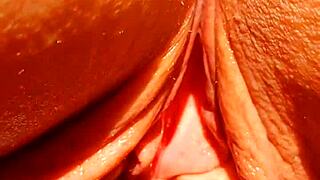 Maturemons sexy mature shows huge wet pussy