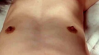 Amateur housewife exposes everything, will you embrace her for creampie?