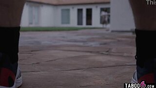 Bitten by Exotic Spider, Ebony Milf Housewife Changed