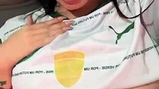 Palmeirense safada, are you showing off your wet pussy?