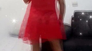 Evaluna Performs Exotic Cumbia Dance In 4K HQ