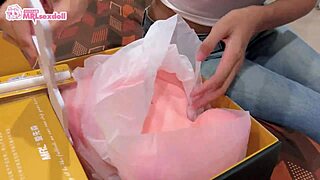 delivery girl be aggressive to me mrlsexdoll