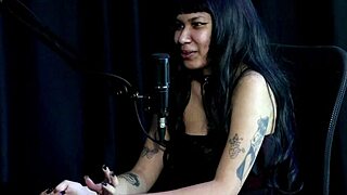 Respondeu em quem ela mama senta ou passa n�o sente muita dor quer ter reconhecimento e a fam�lia que a julgava - indiazinha watch on sheer red