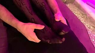 Mistress Sofi in Nylon Tights Facesits While Reading Book