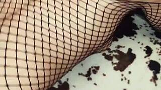 gypsy skinny milf porno model in erotic lingerie