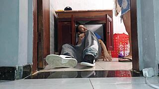 the cuckold wife welcomes the neighbor plumber in her skirt without panties