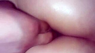 Un Anal Con Los Dedos. Intriguing Close-Up In Dorm Room.