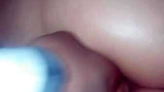 Un Anal Con Los Dedos. Intriguing Close-Up In Dorm Room.