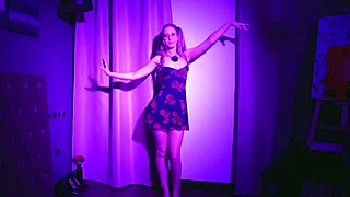 No sex just relaxing dance to french music