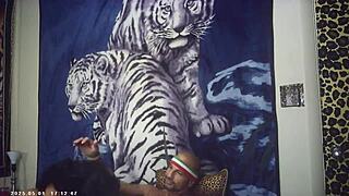 behind the scenes, glasses cam big breast brunette babe feels the italian pound machine in her first porn video 😘