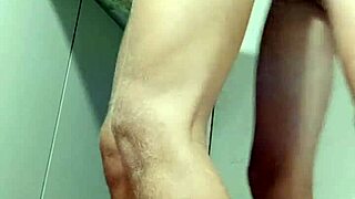 i fucked her old amateur pussy so much that i asked to cum inside