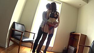 Diving Shop Owner Akina Shinonome Shares Her Growing Interests