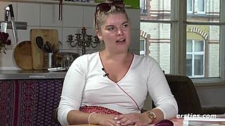 Düsseldorf Azubi Fingers Shaved Pussy Passionately On Camera