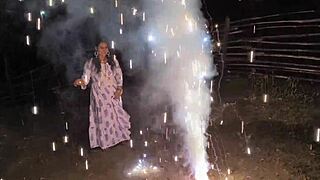 Muscular Housewife Deepthroats Monster Cock On Diwali