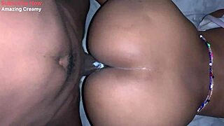 爸爸教训后她会更好服务客人吗？