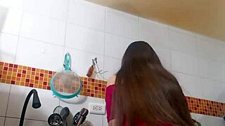 hey tia, your giant cameltoe pussy in leggings makes hijastro stroke hard desi style