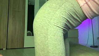 Natural amateur teen fucked doggystyle close up