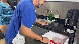 i seduce plumber in pajamas cuz hubby skips fucking me mia montiel 🔥🍑