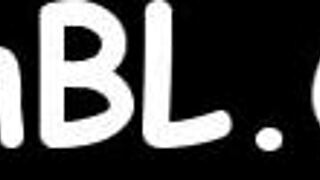 Petite mature slut deepthroats cumshot in reckless sucking frenzy