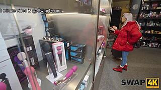 i fuckd fibi n veronica sex shop threesome