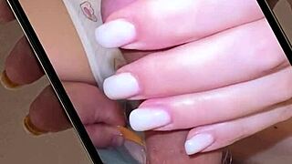 18岁处女分享超爽首次肛交破处技巧！