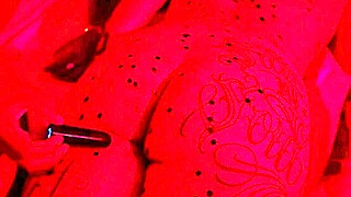 WOW! INTERRACIAL PAWG WAXPLAY WITH HUGE BBC ON BIG ASS AND TITS IN BATH!