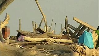 gf slurps my cock on crowded beach while strangers watch - misscreamy 😏👅🏖️