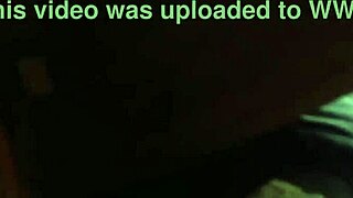 Fiz um boquete no apresentador do podcast ao vivo