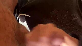 i gave a hanjob n blowjob for cumshot in jersey for my folower in eeu